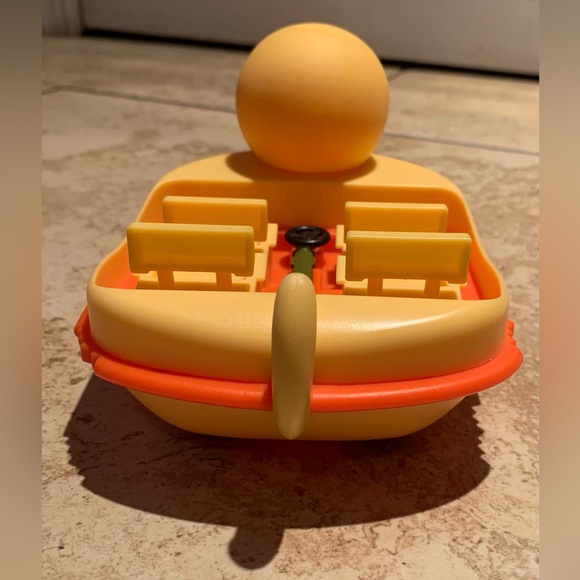 Roblox Sharkbite Duck Boat Vehicle - Picture 4 of 5